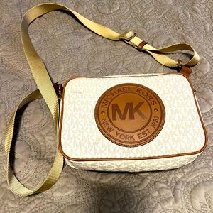 Michael Kors purse